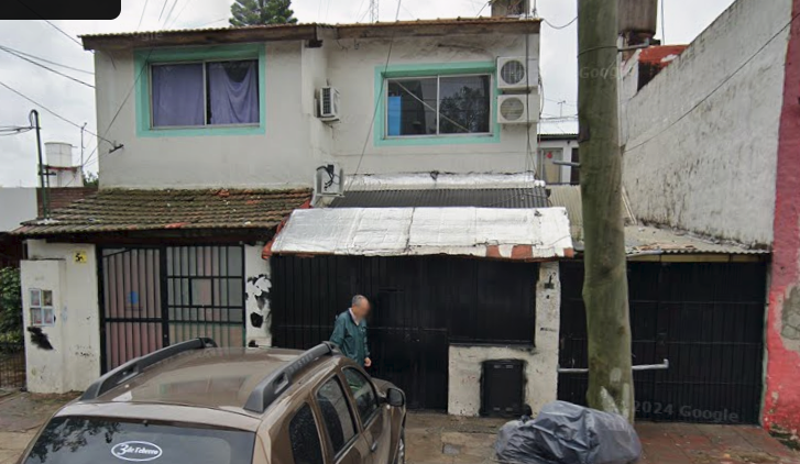 CASARES — Unidad 201